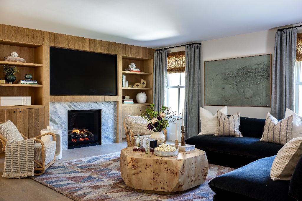 15 Deer Run — Family room