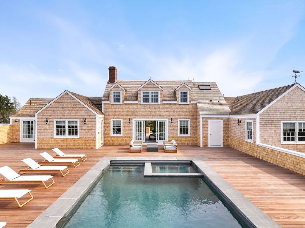 20 North Pasture Lane — Pool deck